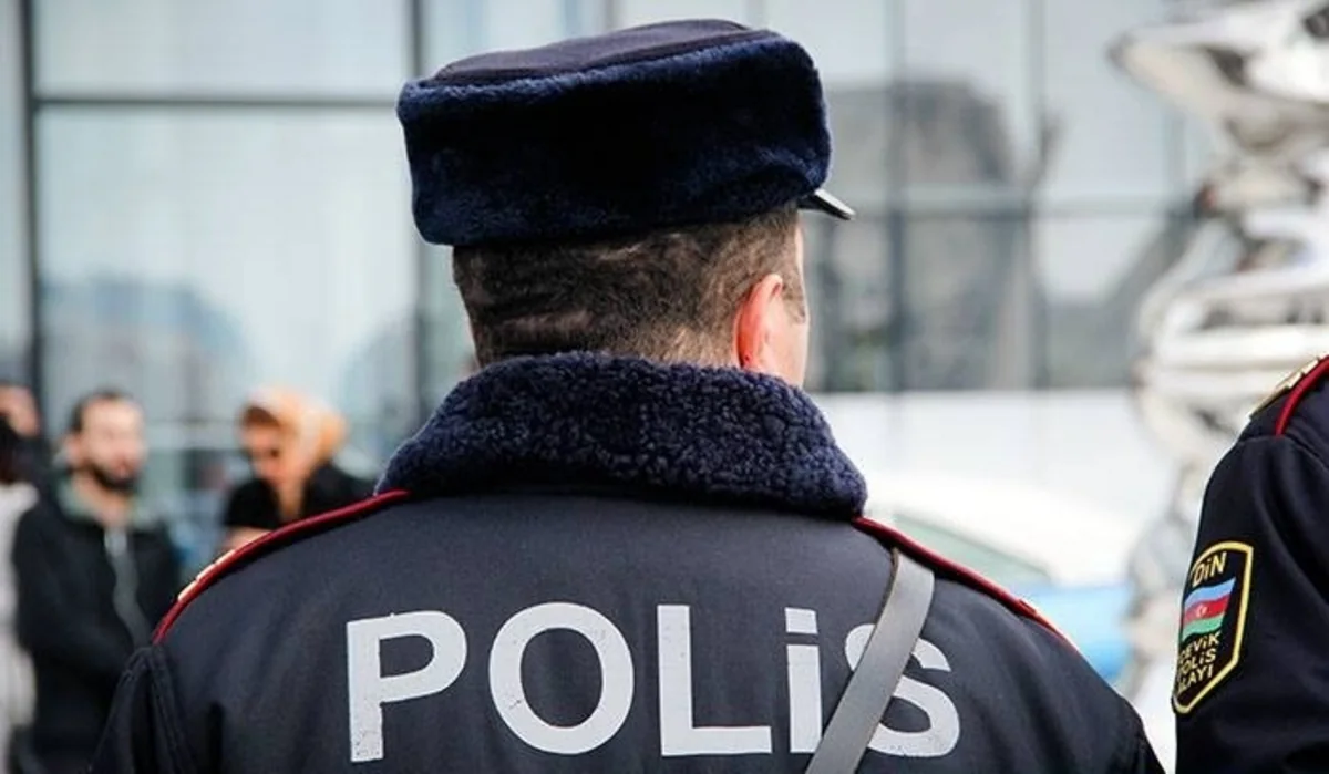 Bakı polisi intihara cəhdin qarşısını alıb