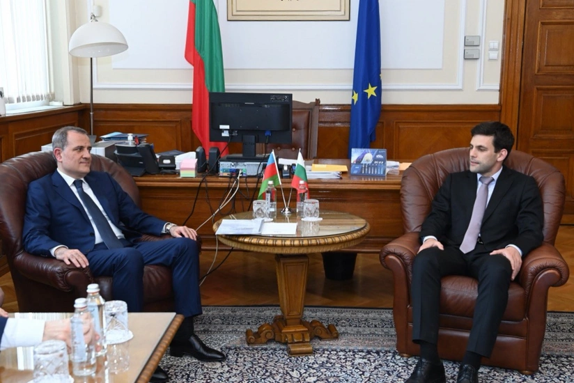 Azerbaijani FM meets with speaker of Bulgarian National Assembly
