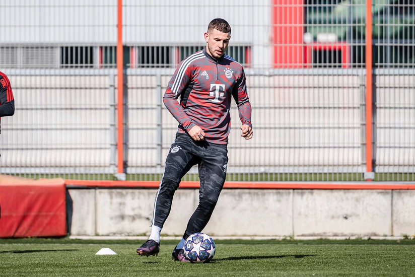 DÇ-2022-də zədələnən ulduz futbolçu məşqlərə başlayıb