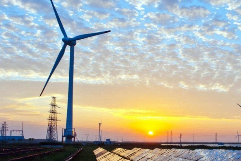 Ambassador: Romania ready to share experience in renewables with Azerbaijan