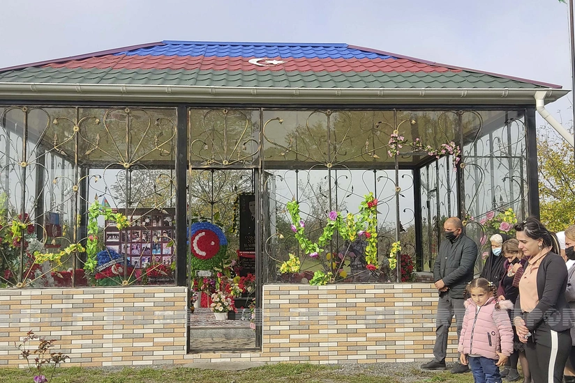 Şəhidin anım günündə dörd medal ailəsinə təqdim olunub