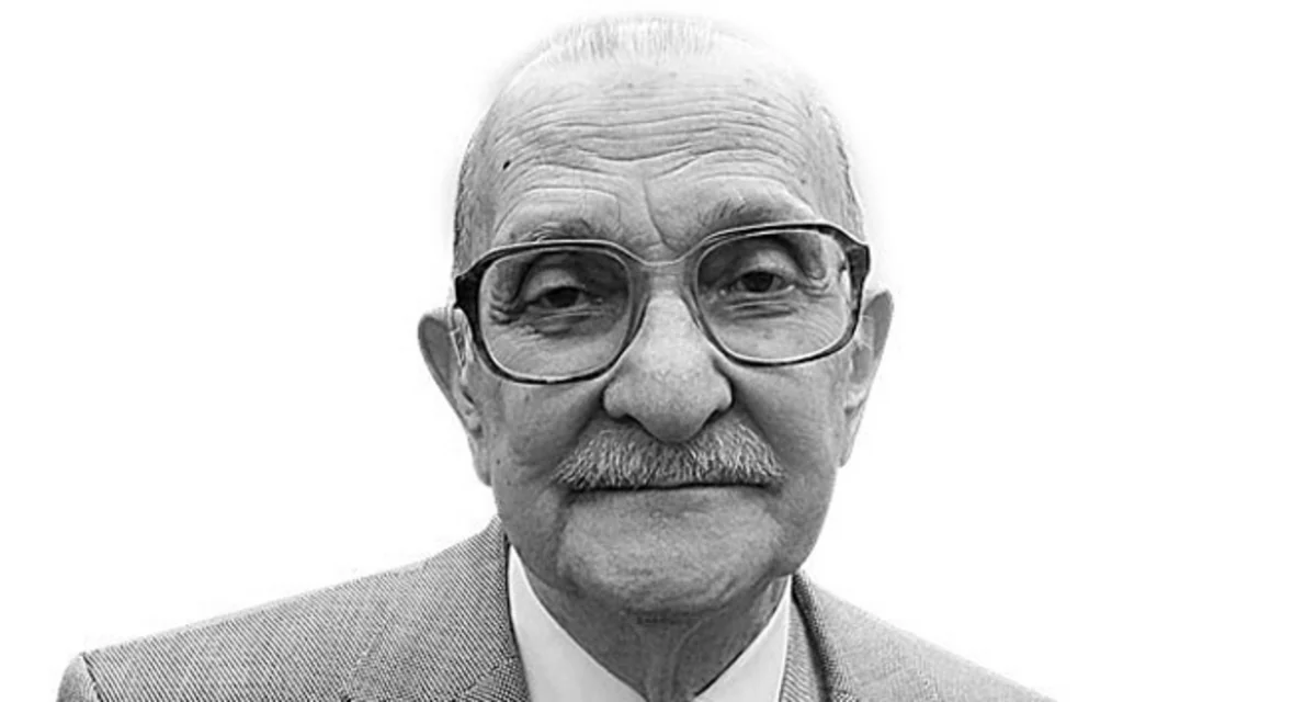 Famous Turkish writer dies