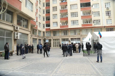 В Баку продолжается траурная церемония по погибшему при теракте в посольстве Азербайджана