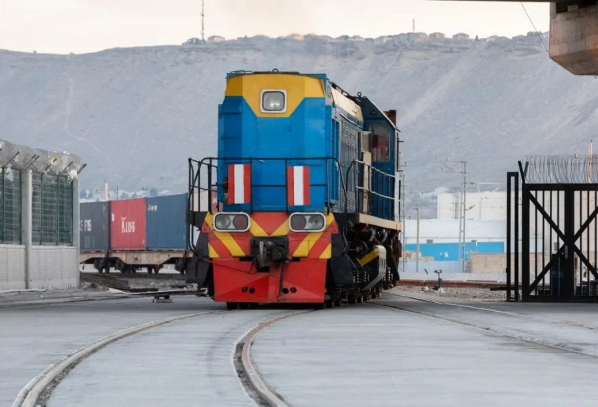 Gürcüstanın dəmir yolu yük daşımalarında Azərbaycanın payı 30 %-i ötüb