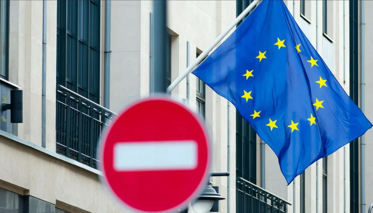 Евросоюз ввел санкции против 30 физических и 7 юридических лиц России