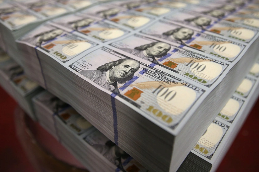 Iran's foreign deposits shrink