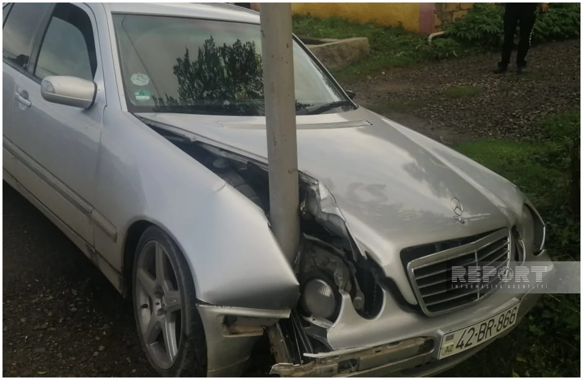 Lənkəranda avtomobil qadını vuraraq öldürüb