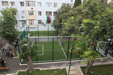 Bakıda növbəti abad həyət istifadəyə verilib
