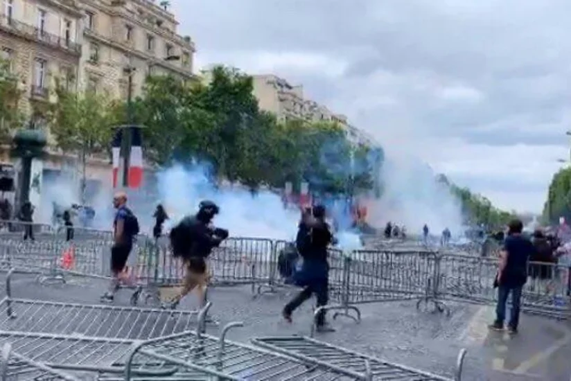 Parisdə sarı jiletlilərin aksiyası zamanı 152 nəfər saxlanılıb - VİDEO - YENİLƏNİB - FOTO