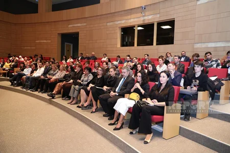 Huma quşu Təhsilə Yardım Fondunun təqdimat mərasimi keçirilib