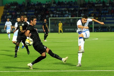 Səbail futbol komandası avrokubokda debüt edib - FOTOREPORTAJ