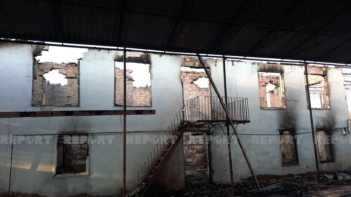 Hacıqabulda yaşayış evi yanıb