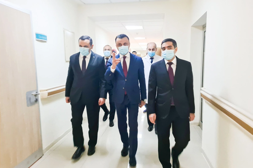 Zaur Əliyev Lənkəran RMX-da icbari tibbi sığortanın tətbiqi ilə tanış olub