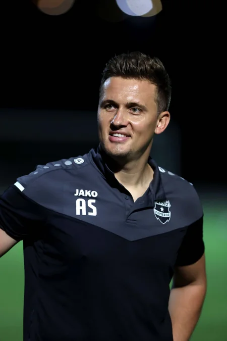 Aris Neftçi ilə oyundan əvvəl Bakıda ilk məşqinə çıxıb