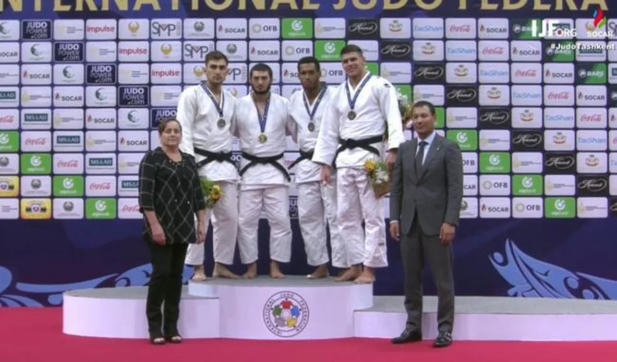 Azərbaycanın daha bir cüdoçusu Qran-Pridə gümüş medal qazanıb - FOTO