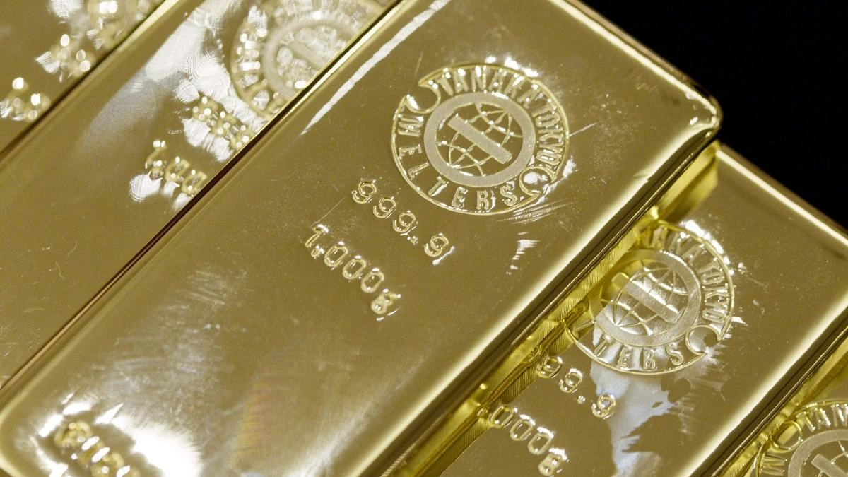 Gold prices rise as US Treasury yields fall