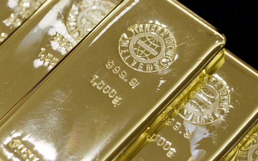 Gold rises amid expectations of US inflation data
