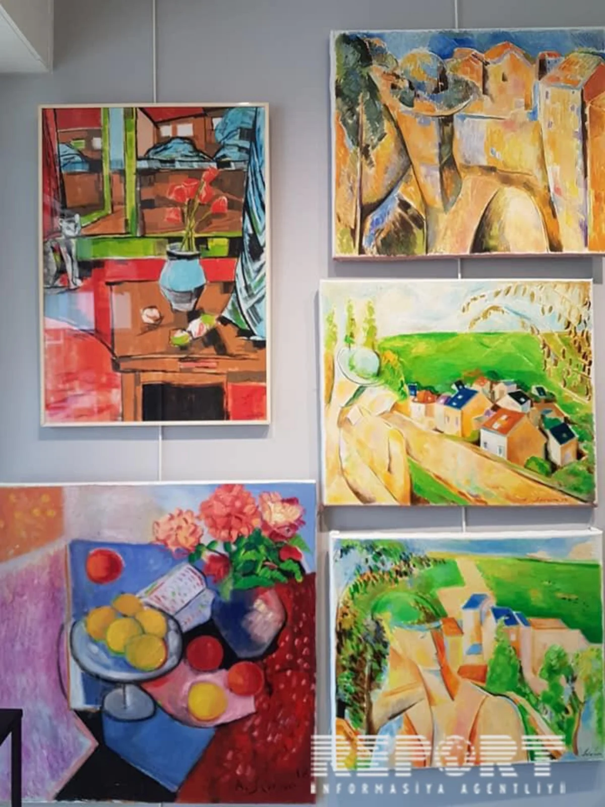Works by Azerbaijani artists exhibited at Paris art gallery - PHOTO