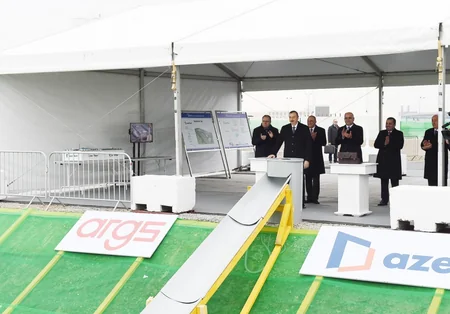 Azərbaycan Prezidenti Sumqayıt Kimya Sənaye Parkında olub