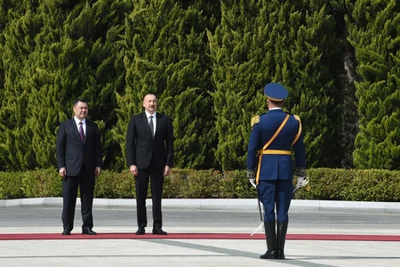 Official welcoming ceremony for President of Kyrgyzstan held in Azerbaijan