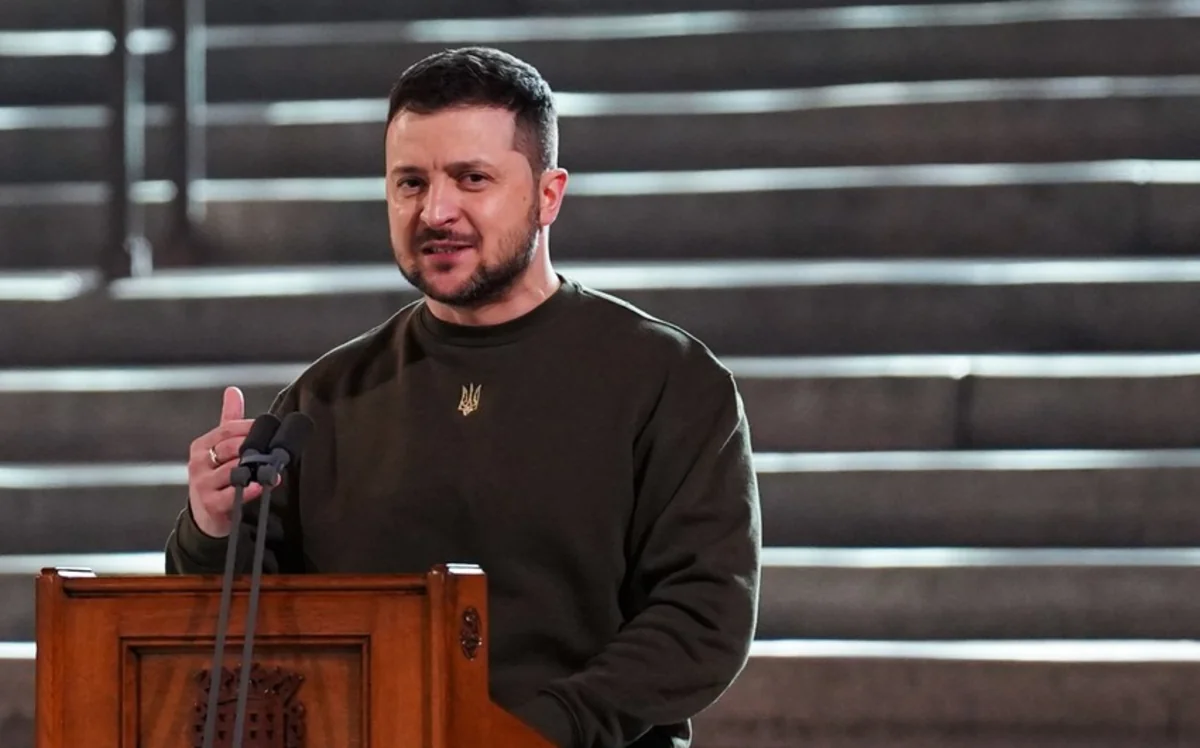 Зеленский о Бахмуте: уничтожать противника максимально
