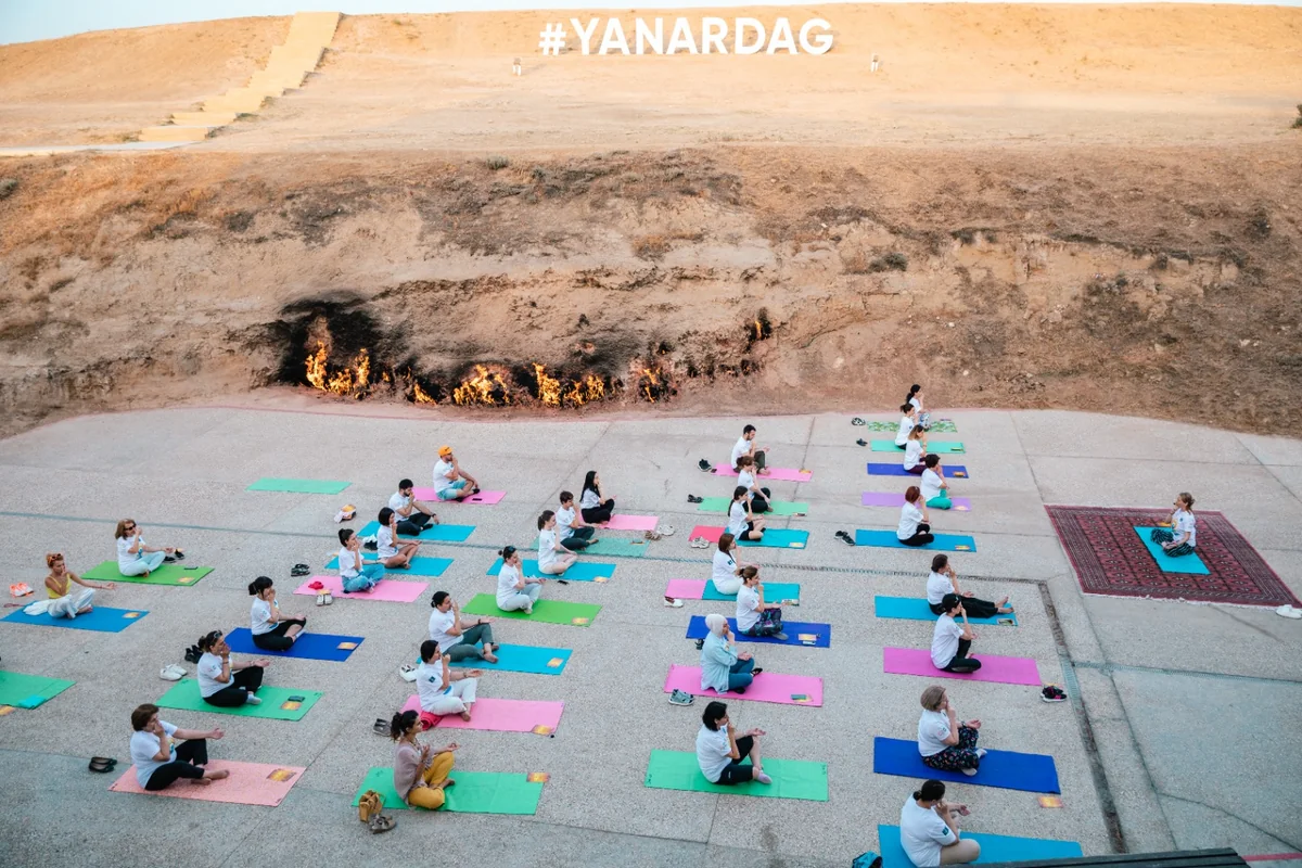 Embassy of India in Azerbaijan hosts vibrant Yoga event at Yanardag