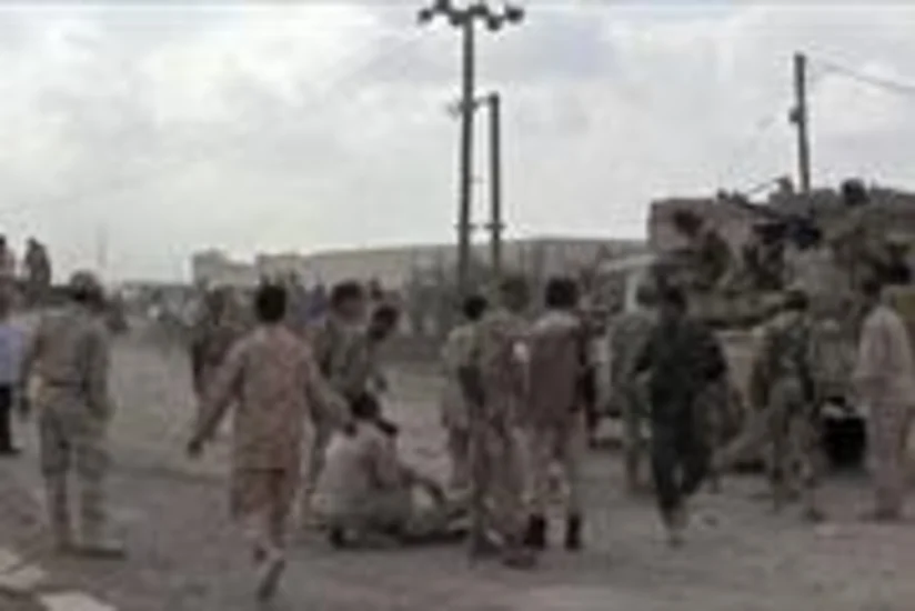 Yəməndə hərbi parada hücum olub: 6 hərbçi ölüb, 20-si yaralanıb - YENİLƏNİB