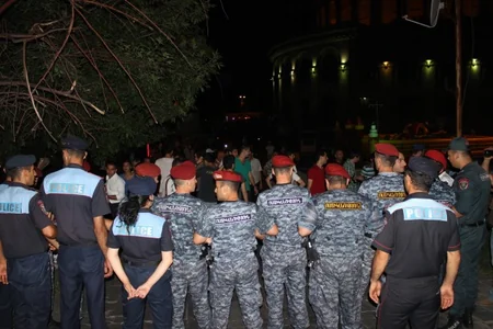 Police station​ in Yerevan being captured for the third day
