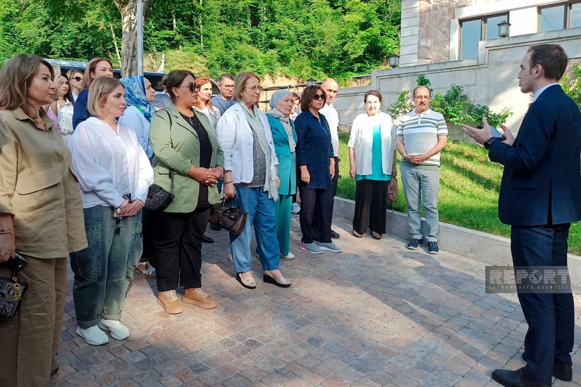 Şuşada keçiriləcək konfrans iştirakçıları şəhərin tarixi məkanları və quruculuq işləri ilə tanış olublar