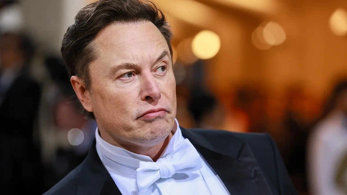 Bloomberg: Компаниям Маска грозит сложный период из-за проблем в Tesla