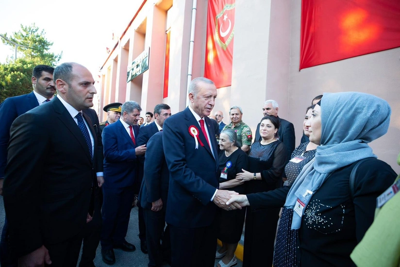 Ərdoğan Azərbaycandan olan şəhid ailə üzvləri ilə görüşüb 