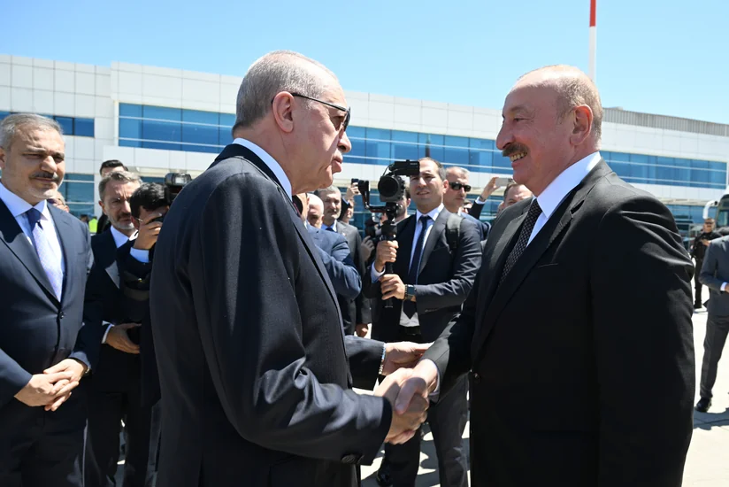 Prezident İlham Əliyev Türkiyəyə işgüzar səfər edib