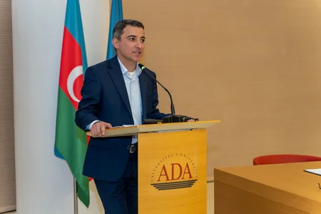 Dəstəklə və Yenilə: Rəqəmsal dövrün çağırışları və imkanları ətrafında müzakirə