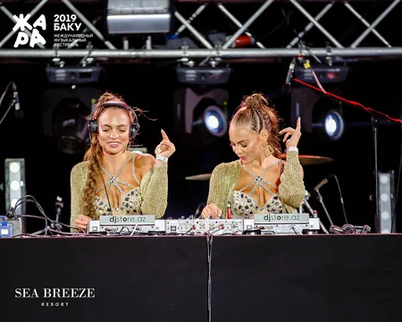 Xəzər sahilində isti həftə sonu: Bakıda JARA festivalının möhtəşəm pre-partisi keçirilib - FOTO - VİDEO