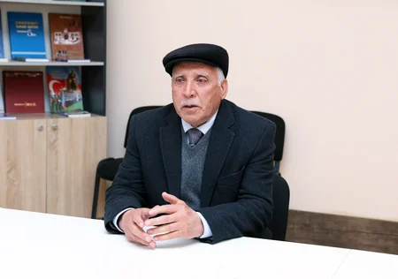 İqtisadiyyat nazirinin müavini Qobustanda vətəndaşları qəbul edib