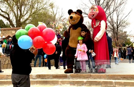 Naxçıvanda “Novruz şəhərciyi”nin ikinci günü - FOTOREPORTAJ