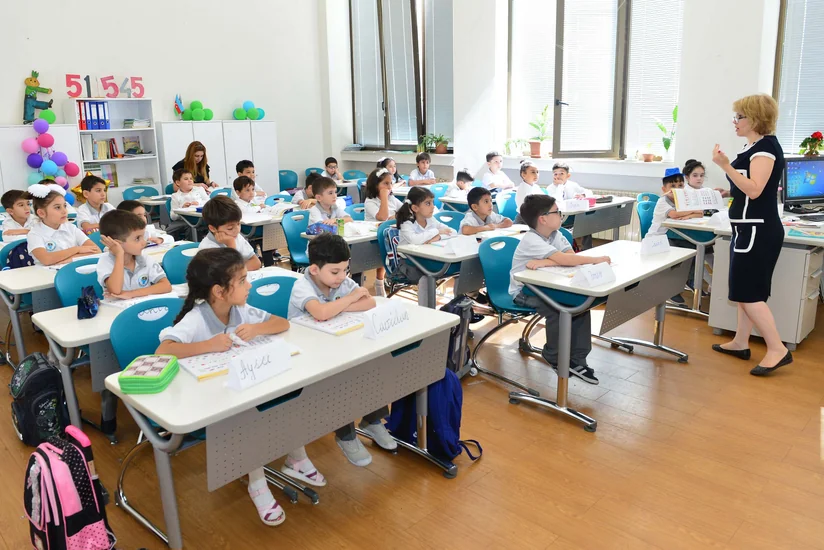 Nazir: Azərbaycanda şagird sayı 40 və daha çox olan siniflərin sayı 311-dir