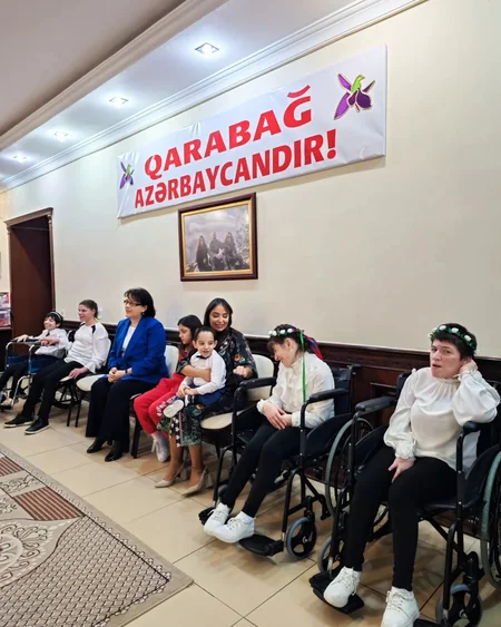 Leyla Əliyeva sağlamlıq imkanları məhdud uşaqlarla görüşüb