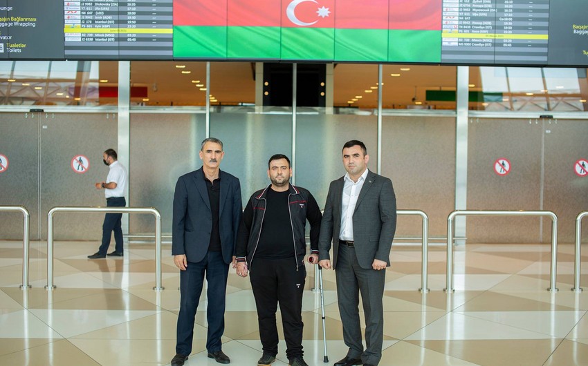 Türkiyəyə göndərilən daha 5 qazimiz sağalaraq Vətənə dönüb