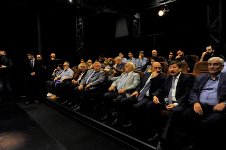 Akademik Milli Dram Teatrında Kamal Abdullanın pyesi əsasında hazırlanan tamaşa nümayiş olunub