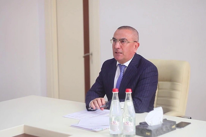 Alimpaşa Məmmədov 3 milyon manatlıq şirkəti öz oğluna 40 manata satıb