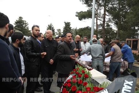 Xalq artisti Vaqif Əsədov dəfn edilib - YENİLƏNİB-2