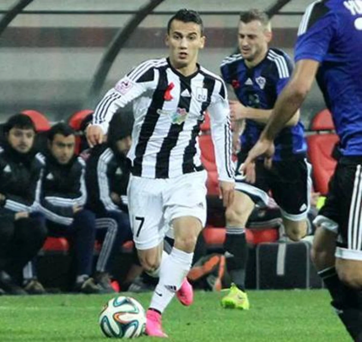 “Neftçi”nin futbolçusu: “Hakim bizi çox sıxdı”