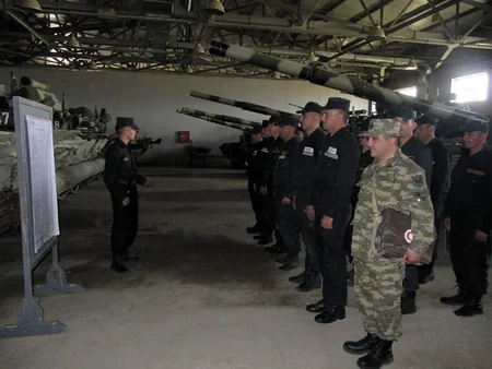Azərbaycan Ordusunda silah və hərbi texnika yay mövsümündə istismar rejiminə keçirilir