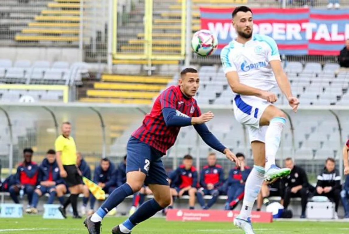 Azərbaycan millisinin futbolçusu yoxlama görüşünü yarımçıq saxlatdırıb