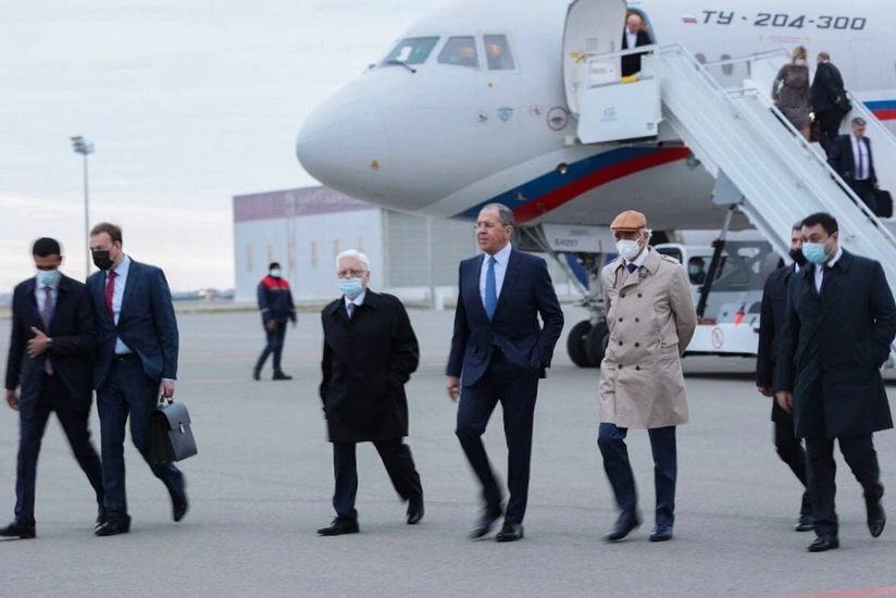 Sergey Lavrov Bakıya gəldi