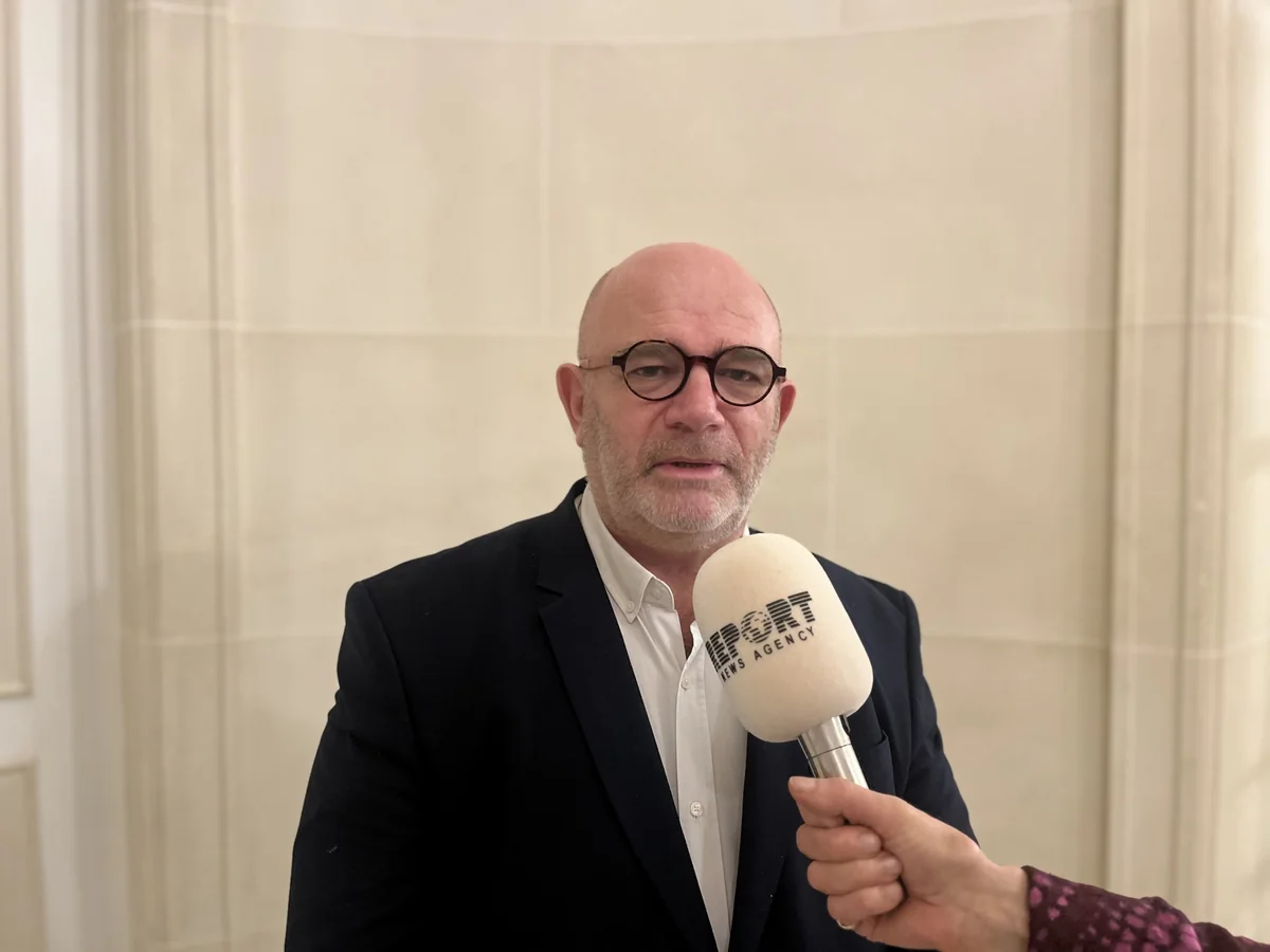 Ekspert: Fransa yəhudiləri uşaqlarının bu ölkədəki gələcəyindən narahatdırlar, prezident məsələyə müdaxilə etmir