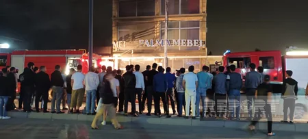 Binə qəsəbəsində mebel salonu yanıb, xəsarət alan var
