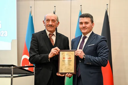 Berlində Dünya Azərbaycanlılarının Həmrəyliyi Günü qeyd olunub