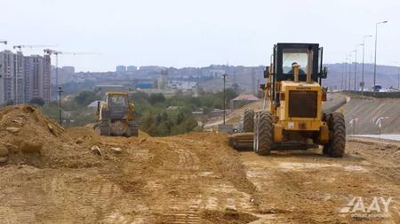 Bakıda Nazim Hikmət küçəsindən dairəvi yola çıxış genişləndirilir